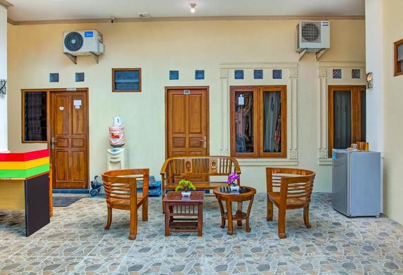 Szálloda Oyo 3831 Pelangi Residence Syariah