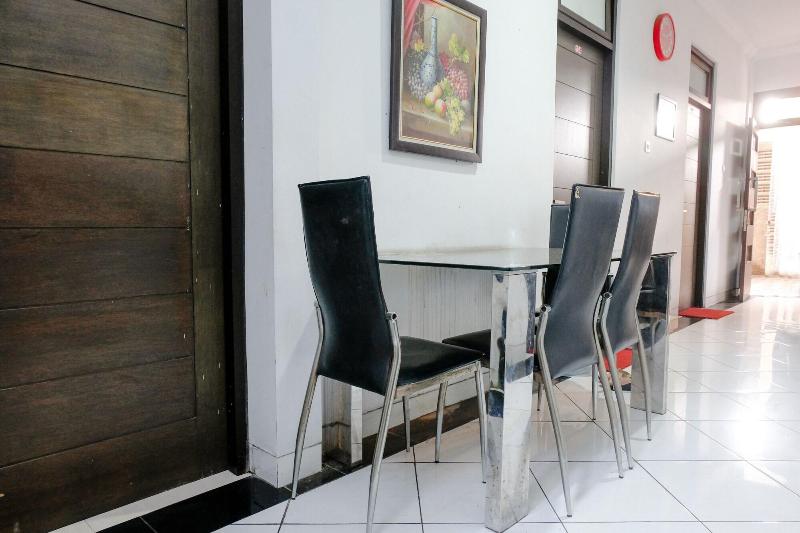 Otel Oyo Life 2744 Guest House Qudsi