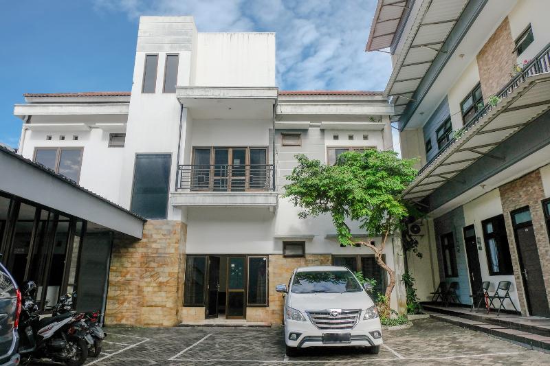 Otel Oyo Life 2744 Guest House Qudsi