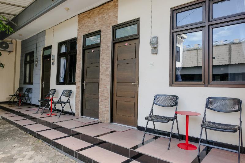 Otel Oyo Life 2744 Guest House Qudsi