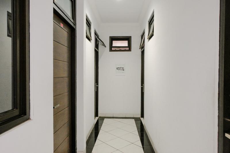 Otel Oyo Life 2744 Guest House Qudsi