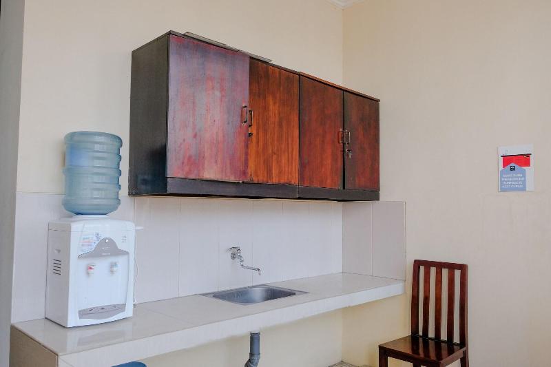 Otel Oyo Life 2744 Guest House Qudsi