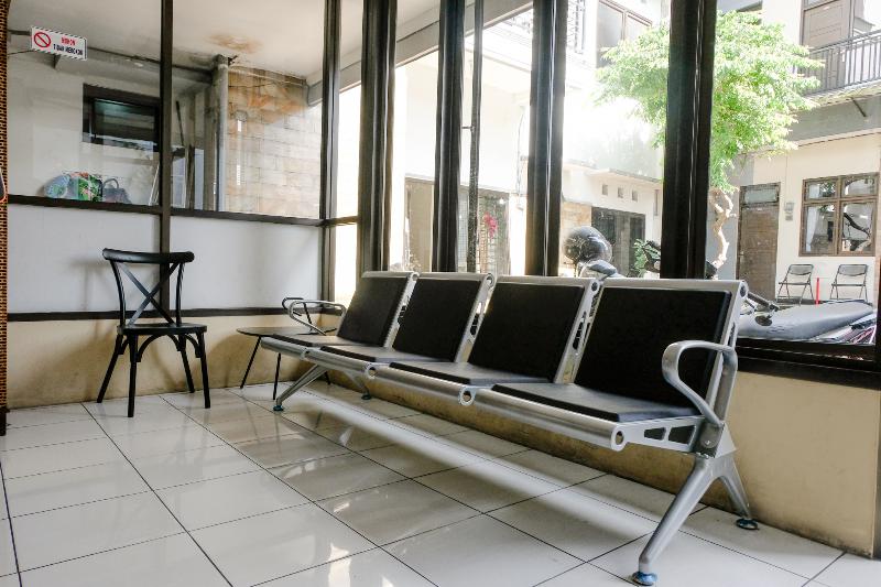 Otel Oyo Life 2744 Guest House Qudsi