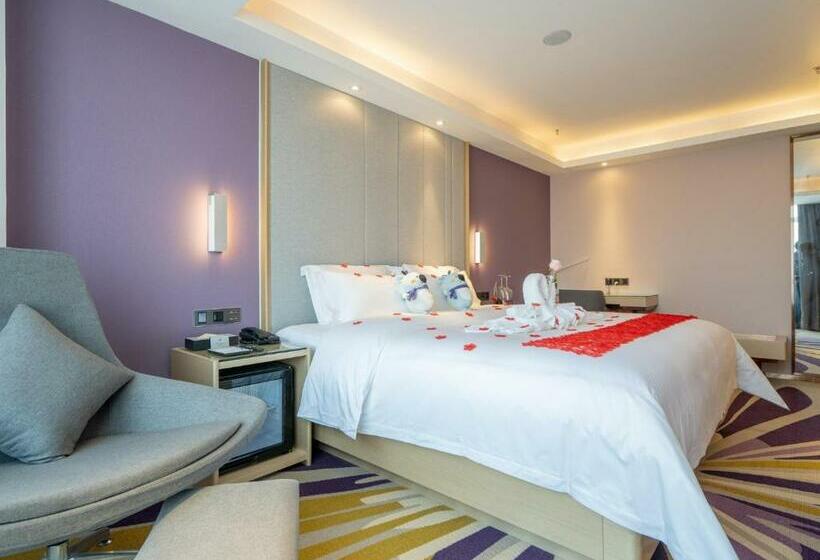 Lavande Hotel Zhongshan Nanlang Light Rail Station