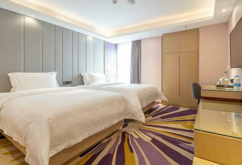 Lavande Hotel Zhongshan Nanlang Light Rail Station