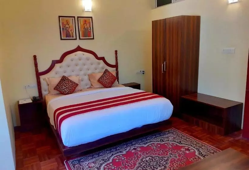 استراحتگاه Andaman Galley Boutique