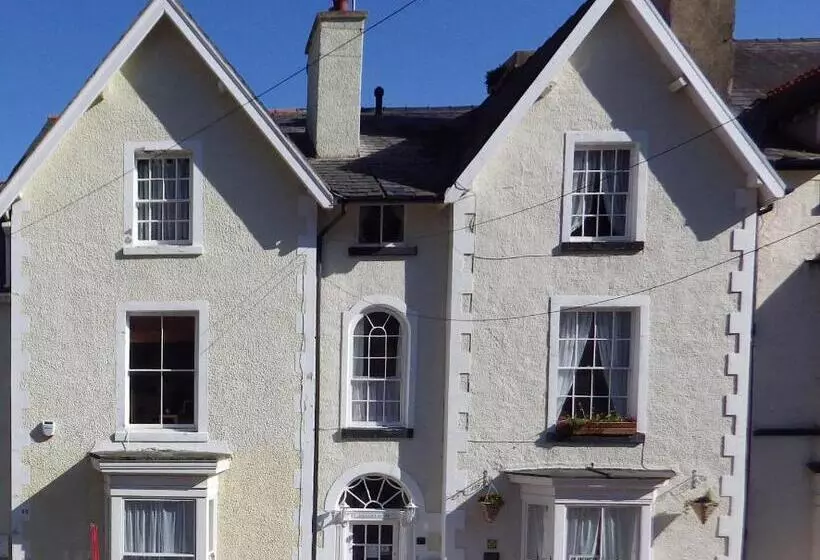 تختخواب و صبحانه Anglesey House