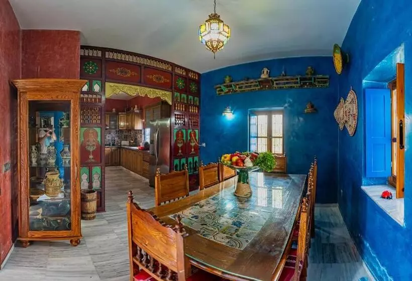 Aamiaismajoitus (B&B) Villa Jasmin