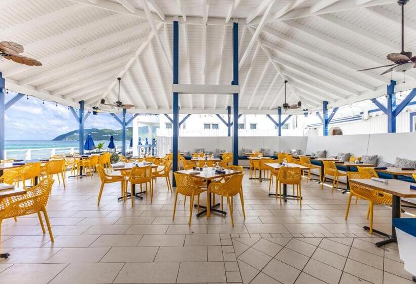 هتل Sebastian S On The Beach