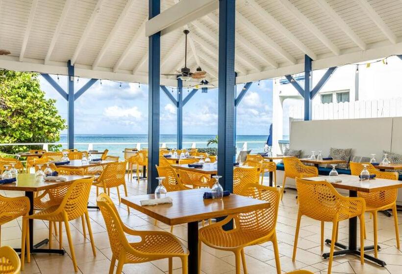 هتل Sebastian S On The Beach