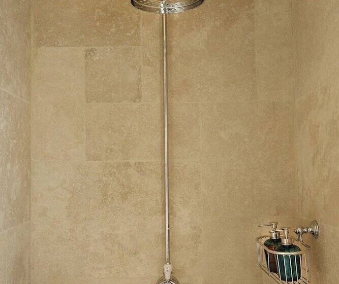 Ocean Breeze Boutique Hotel & Marina