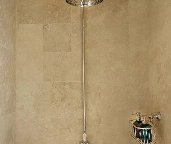 Ocean Breeze Boutique Hotel & Marina