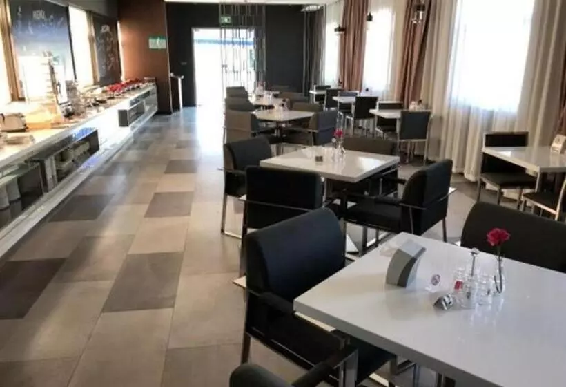 هتل Jinjiang Inn Select Shanghai International Resort Area East Kangqiao Road