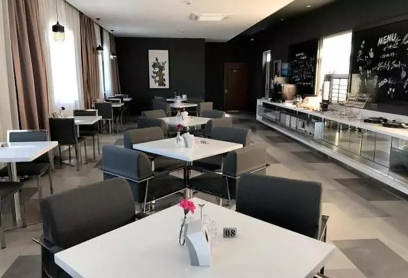هتل Jinjiang Inn Select Shanghai International Resort Area East Kangqiao Road