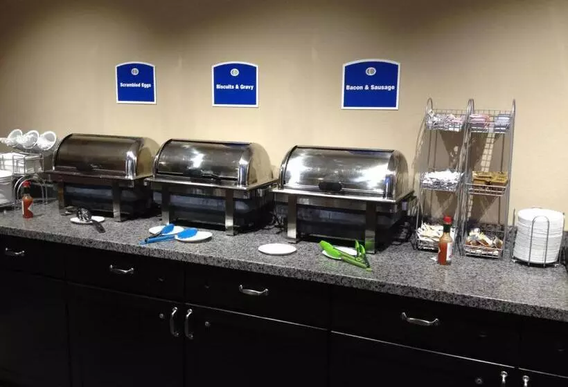 Boarders Inn & Suites By Cobblestone Hotels   Grand Island