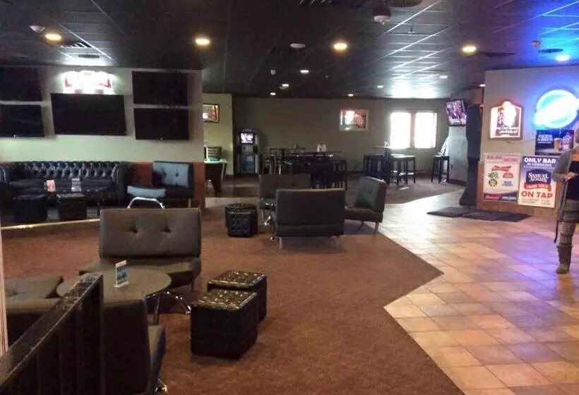 Boarders Inn & Suites By Cobblestone Hotels   Grand Island