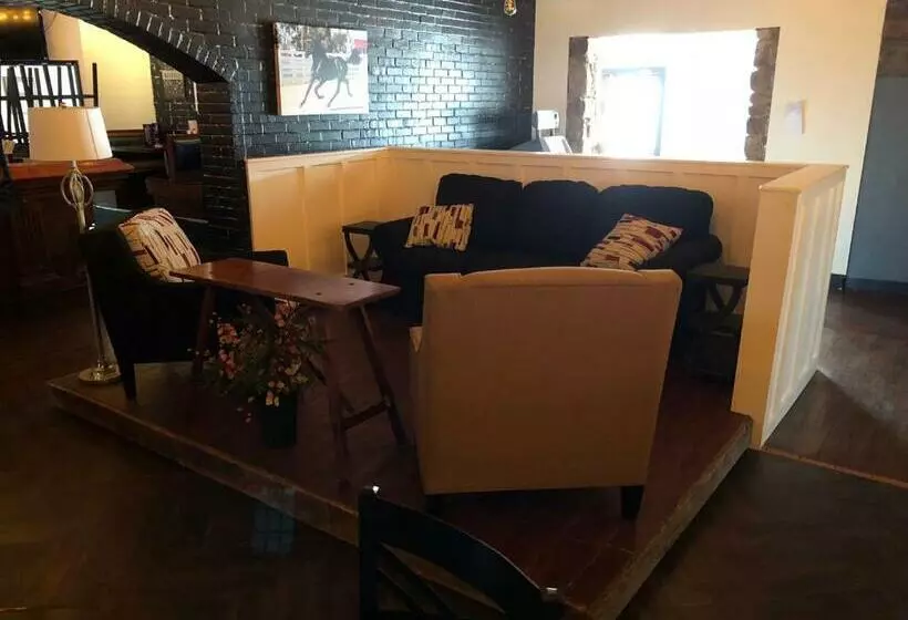 酒店 Hanover & Banquet Center