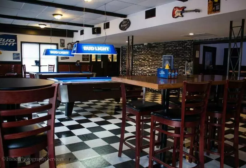 酒店 Hanover & Banquet Center