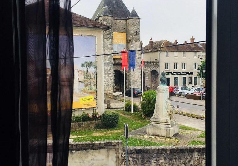 ホテル L Hôtel Le Cheval Noir