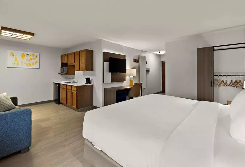 酒店 Comfort Inn & Suites