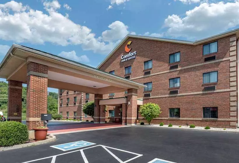 호텔 Comfort Inn & Suites