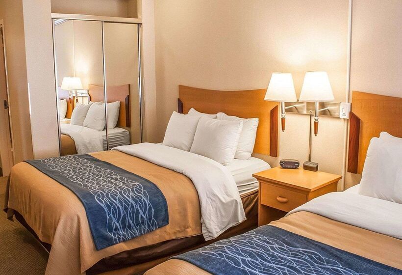 בית מלון כפרי Comfort Inn & Suites Ocean Shores