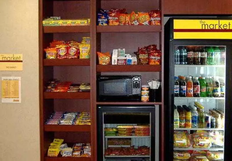 Отель Courtyard Atlanta Suwanee