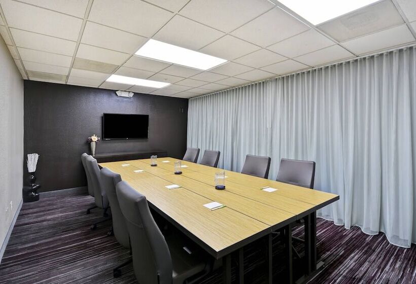 فندق Courtyard By Marriott Dalton