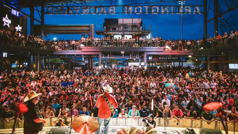 هتل Crowne Plaza Suites Arlington, An Ihg