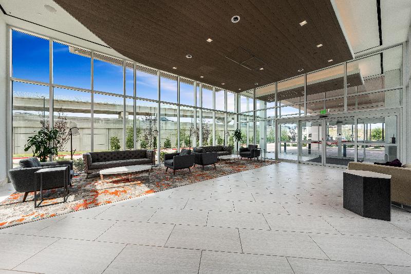 هتل Crowne Plaza Suites Arlington, An Ihg