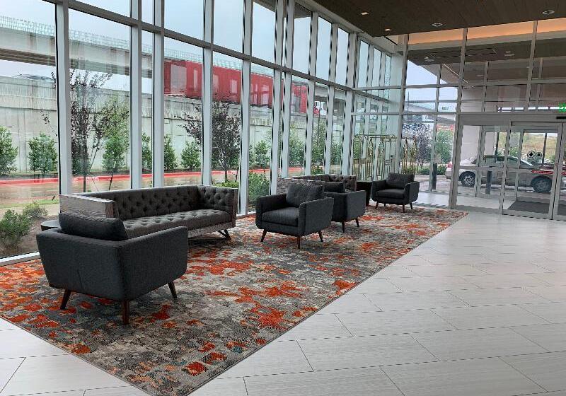 هتل Crowne Plaza Suites Arlington, An Ihg