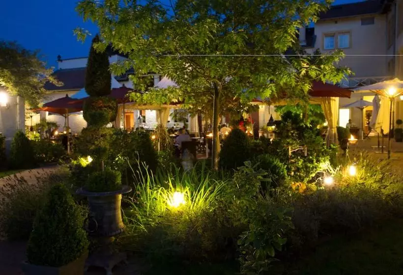 فندق Du Domaine De La Grange De Conde