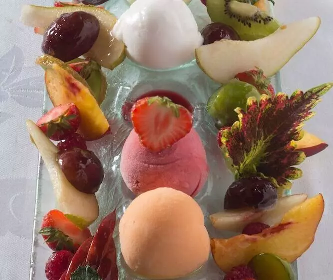 فندق Du Domaine De La Grange De Conde