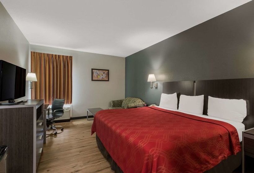 בית מלון כפרי Econo Lodge Inn & Suites