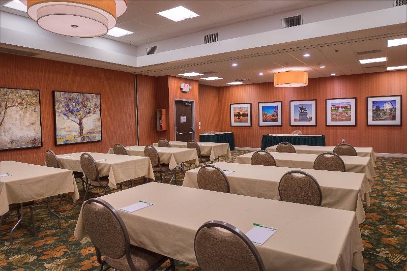 فندق Forest Park