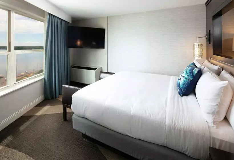 فندق Hilton Madison Monona Terrace