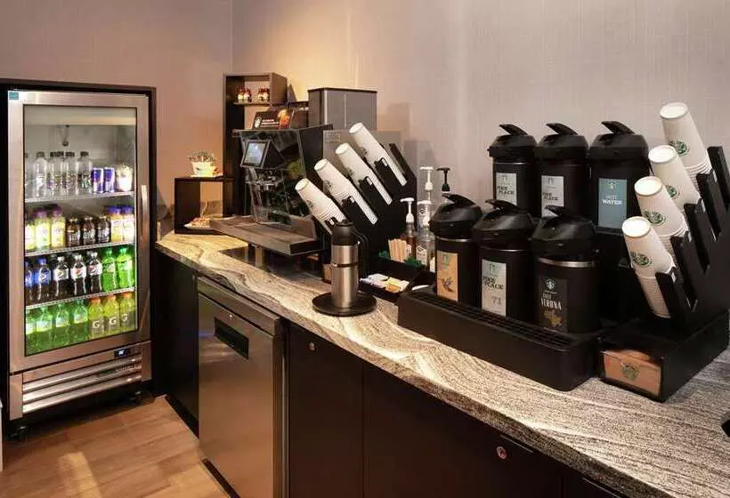 فندق Hilton Madison Monona Terrace