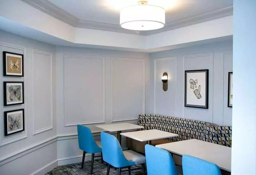 فندق Hilton Madison Monona Terrace