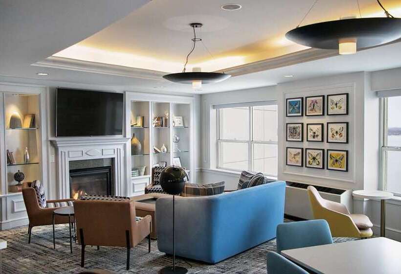 فندق Hilton Madison Monona Terrace