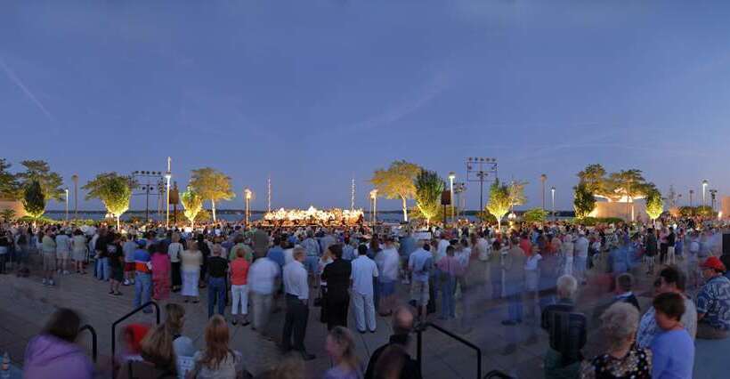 فندق Hilton Madison Monona Terrace