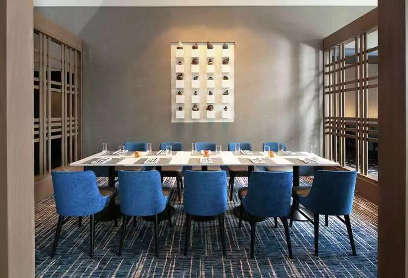 فندق Hilton Madison Monona Terrace