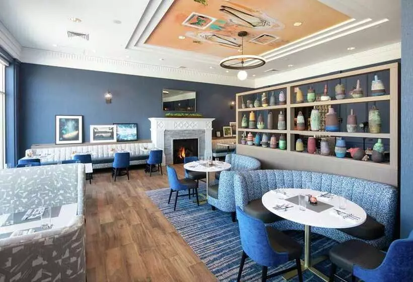 فندق Hilton Madison Monona Terrace