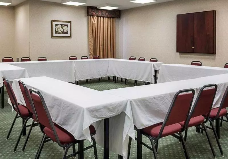 ホテル Holiday Inn Express Gloucester, An Ihg