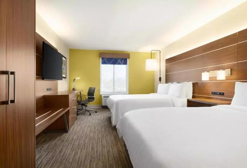 בית מלון כפרי Holiday Inn Express & Suites Philadelphia   Mt Laurel, An Ihg