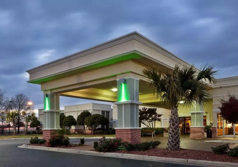 Отель Holiday Inn Lumberton, An Ihg