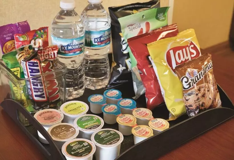 Отель Homewood Suites By Hilton Detroit Troy