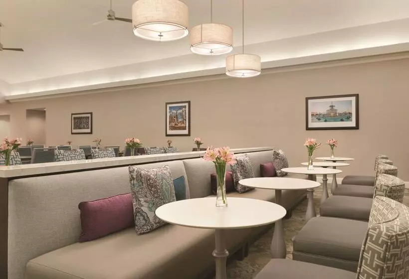Отель Homewood Suites By Hilton Detroit Troy