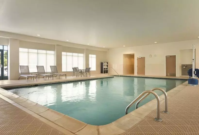 Отель Homewood Suites By Hilton Detroit Troy