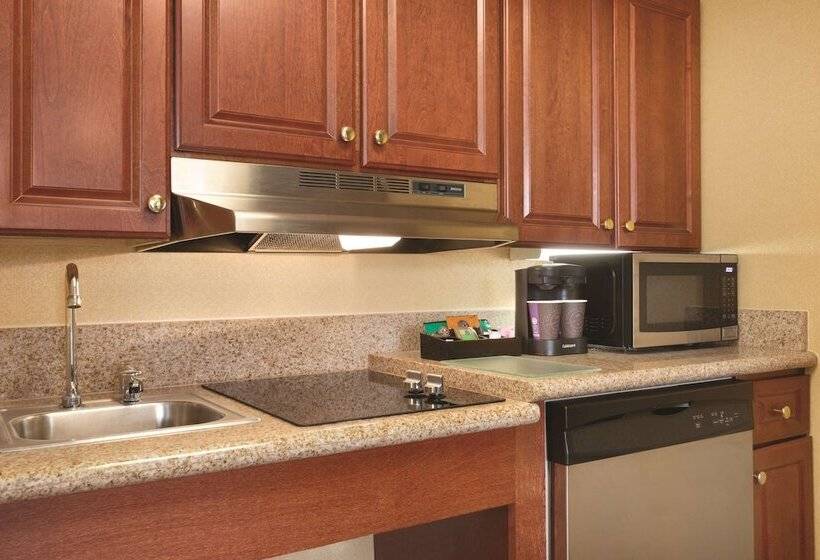 호텔 Homewood Suites By Hilton Detroit Troy