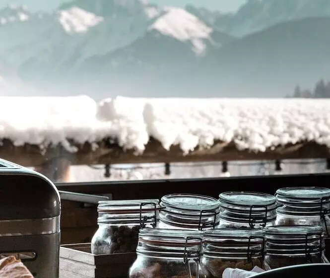 בית מלון כפרי Hôtel Les Roches Fleuries